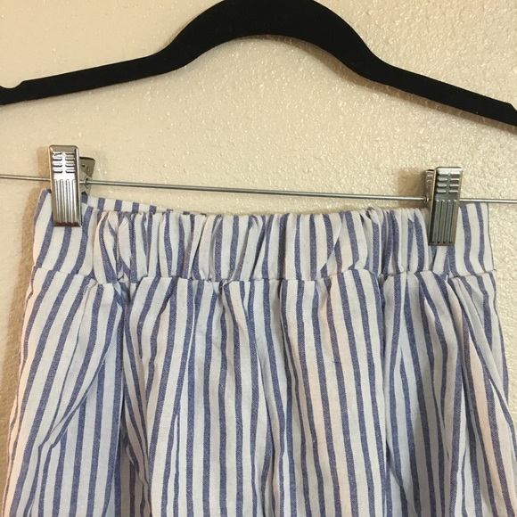๐High waist pinstripe shorts - Picture 4 of 6